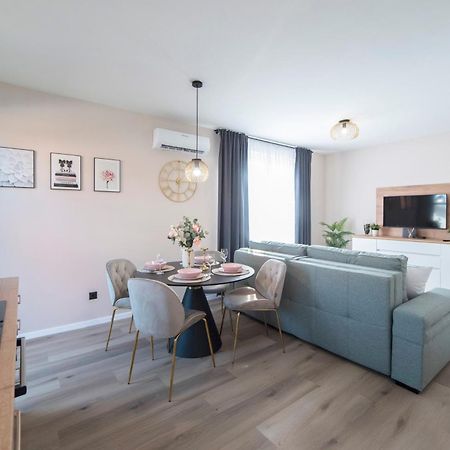 Apartment Lemm 500M From The Arena Zagreb Exteriör bild